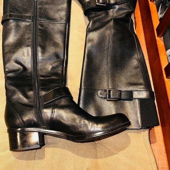 Bandolino Women Black Leather Riding Boots. - Picture 2 of 7